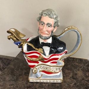 Fitz & Floyd collector series teapot